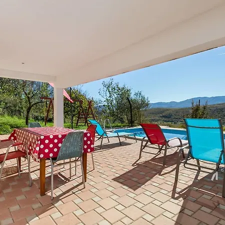 Tatil Evi House With Pool Near Split
