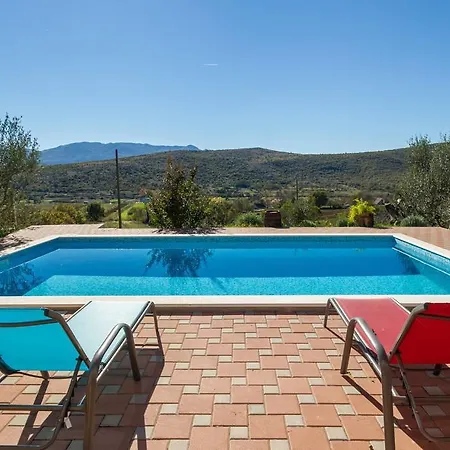 House With Pool Near Split *