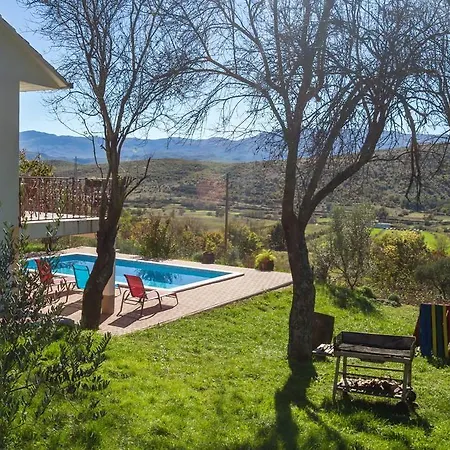 House With Pool Near Split